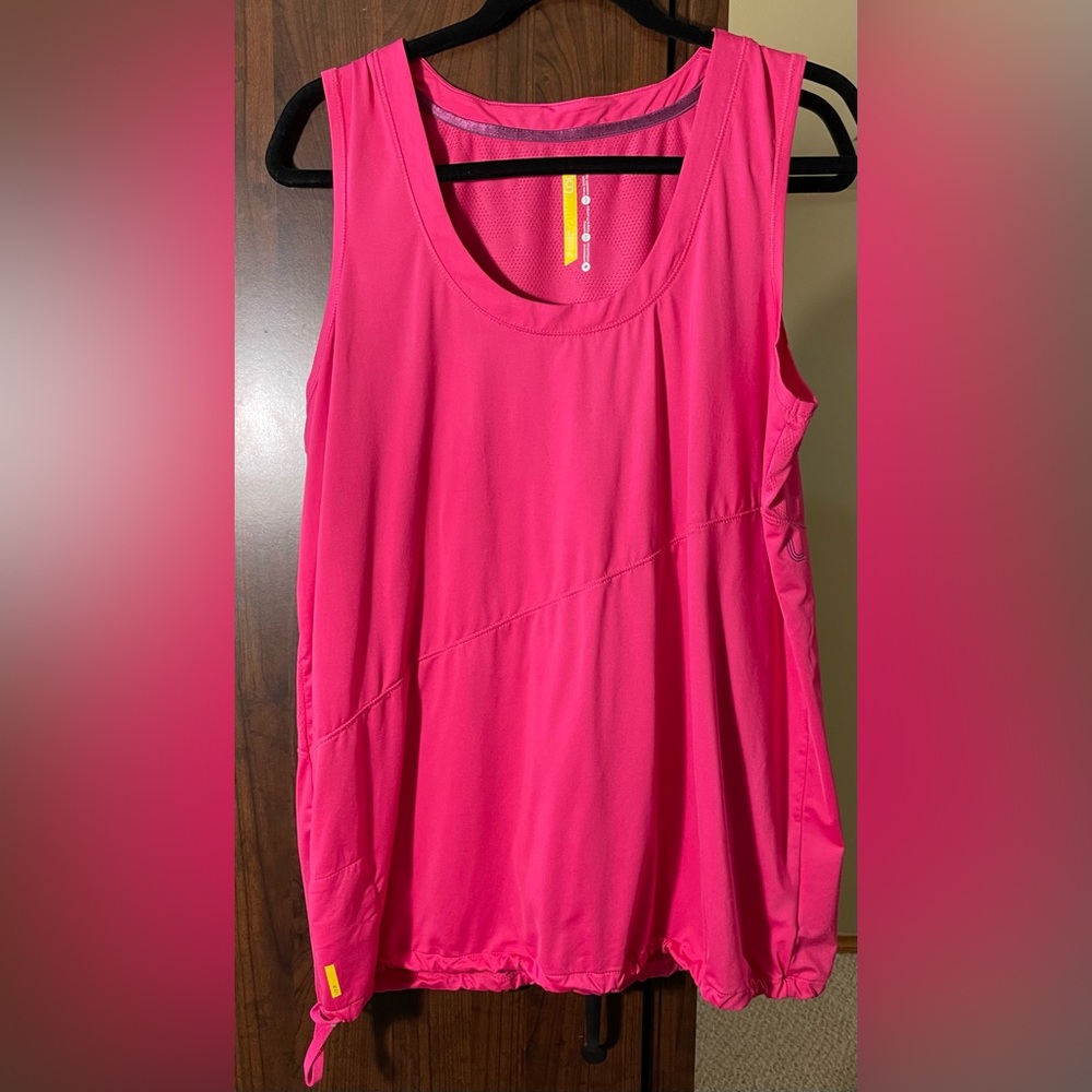 Lole XL hot pink workout shirt it travel